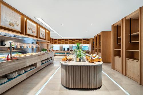 restavracija, SSAW Boutique Hotel Hangzhou Qianjiang New City in Original West Lake District