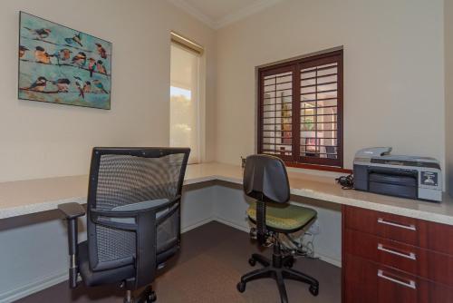 Riverside Apartment Riverside Apartment