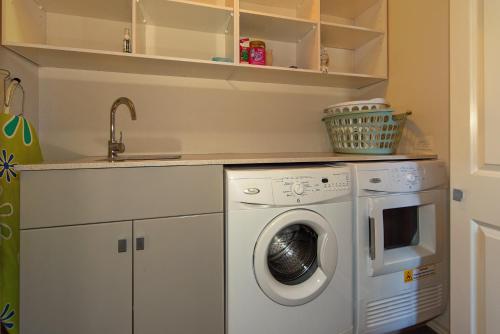 Riverside Apartment Riverside Apartment