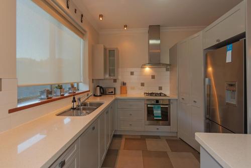 Riverside Apartment Riverside Apartment