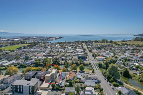 Riverside Apartment Riverside Apartment