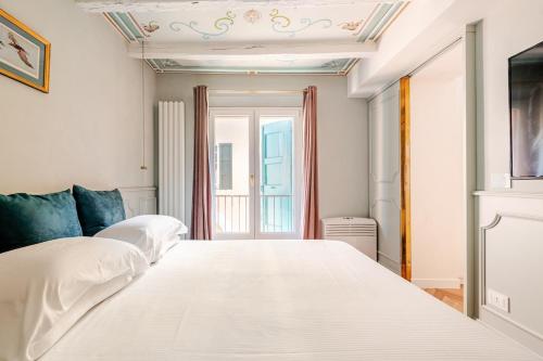 Deluxe Suite Fine Art Historic Centre, Bologna (photo 10)