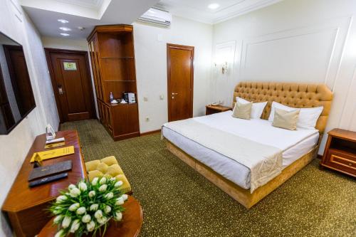 room detail thumbnail 0
