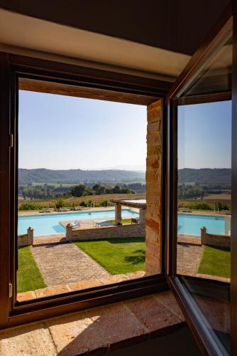 Úszómedence, Villa Vernaschi in Santa Maria Nuova