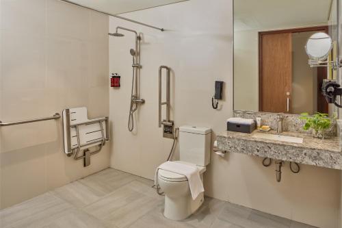 room detail thumbnail 2