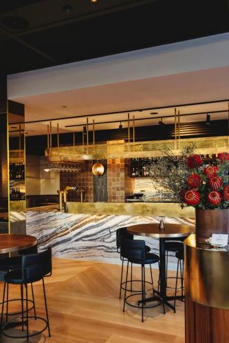 Pub/salon, The Grand National Hotel by Saint Peter in Paddington