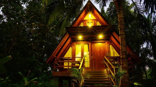Eco Breath Cabana