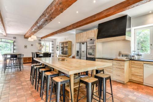 virtuve, Le Moulin Haut Gites in Villeneuvette