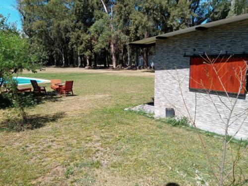 Casa con Parque, Piscina y Cancha de Futbol in Francisco Álvarez