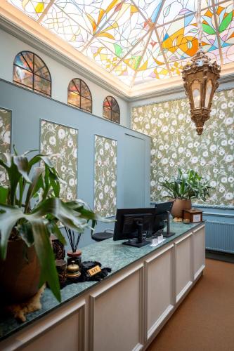 Hotel De Orangerie - Small Luxury Hotels of the World - image 9