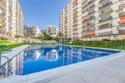 One-Bedroom Apartment with Sea View image 1