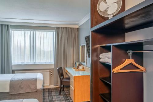 Airport Hotel Manchester - main image