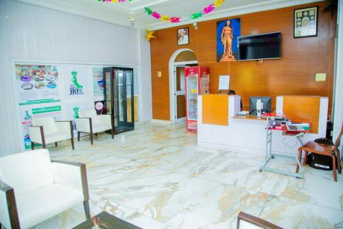 Vestíbulo, New Green Horse Hotel in Cotonou