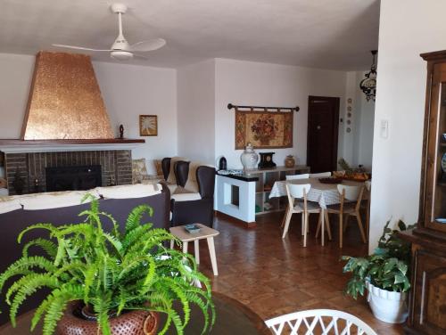 El Paraiso El Paraiso