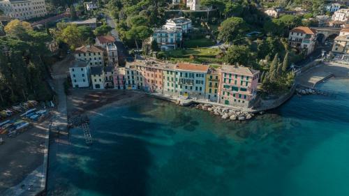 Beachfront, seaview and terrace - Portofino Gulf