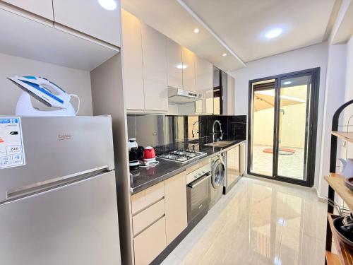 Cosy Patio sunny 2BR - new building - near oasis train station, Casablanca (fotografie 4)