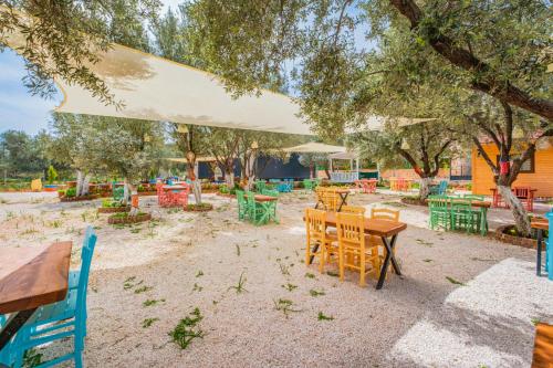 طعام و مشروبات, Yeşil Vadi Otel (Yesil Vadi Otel) in Bayindir
