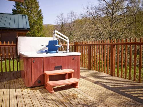 Deerpark Cabins, Cornwall - Forest Holidays in St Pinnock