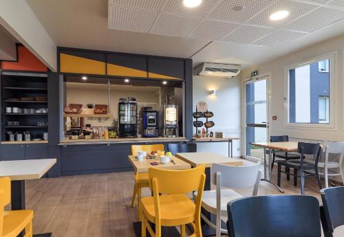 מסעדה, B&B HOTEL Paray-le-Monial in Paray-le-Monial