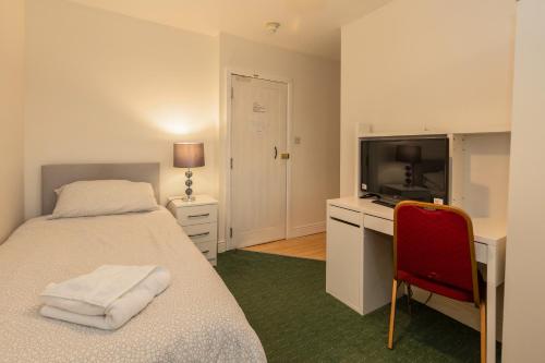 Ricky Road Guest House - Budget