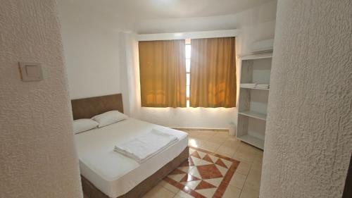 Double Room image 2