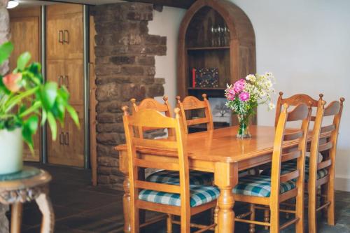 The Old Coach House - Wye Valley AONB in Ballingham