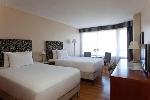 Standard Double or Twin Room room in NH Cordoba Panorama