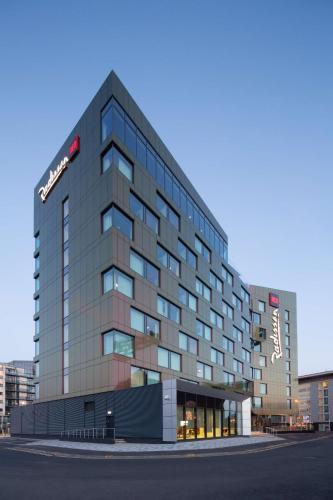 Radisson RED Hotel Glasgow - image 10