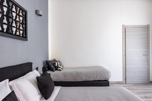 Appartamento 2 Camere 1 Bagno Palazzo Mormando Napoli, Neapel (Foto 5)