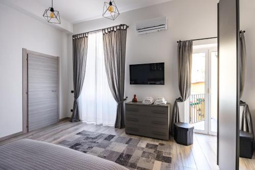 Appartamento 2 Camere 1 Bagno Palazzo Mormando Napoli, Neapel (Foto 6)