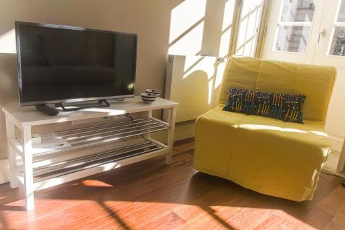 BmyGuest - Cardosas Stylish Apartment, Porto (photo 10)