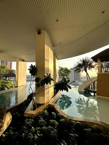 Sky Residence in Ekkamai