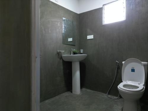 Double Room with Private Bathroom image 4