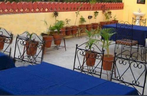 โฮเทล บาบา ฮาเวลี (Hotel Baba Haveli) in วิดายาดา นาการ์