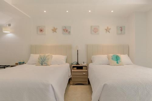 Cancun Hotel Zone -2 BR Beachfront, Bright and Spacious, Cancún (photo 6)