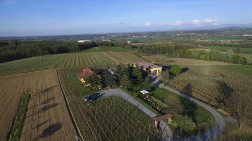 Cascina La Maddalena Bed & Wine