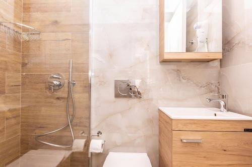 AD HOMES - image 13