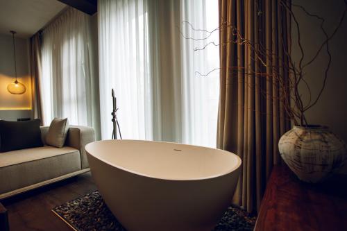 Superior Double Room image 4