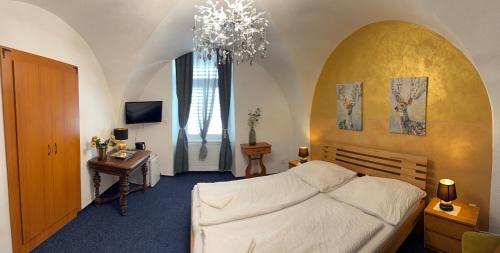 2 twin beds