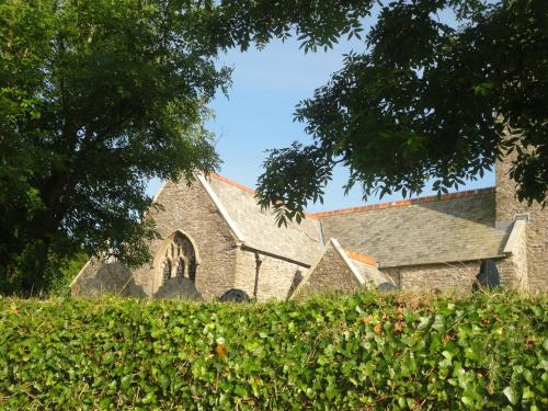 Rame Barton Guest House and Pottery