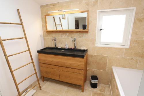 Holiday Home image 8
