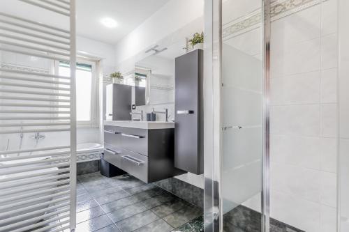 Herons bright apartment close Metro Station, Рим (фото 7)