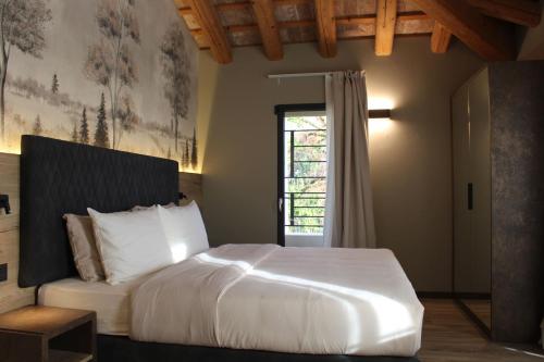 Double or Twin Room with Garden View