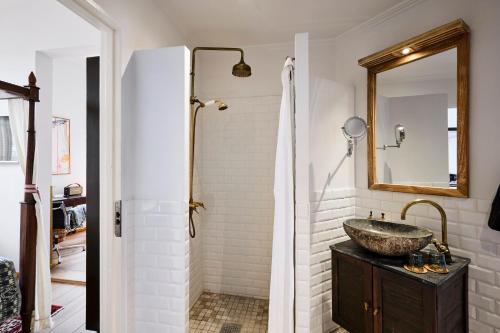 Babette Guldsmeden Babette Guldsmeden