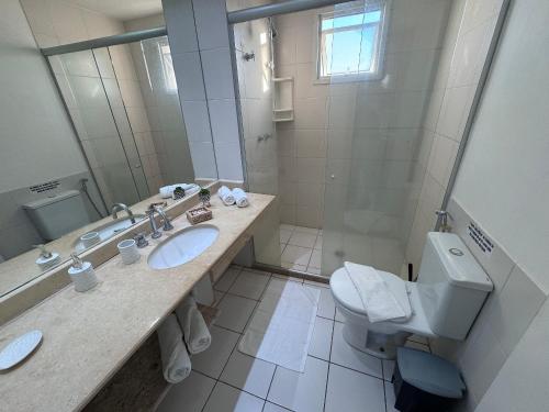 Four-Bedroom Apartment with Pool View image 10