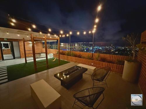 Central Location, Secure & Vibrant Night Life! in Guatemala
