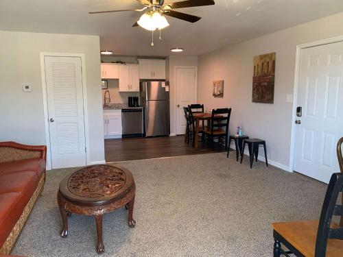 Cozy & Convenient Stay 2BR Near Ft Campbell, Clarksville (fotografie 5)