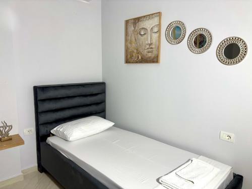 One-Bedroom Apartment image 8