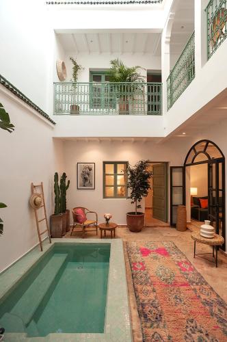Riad Deva Lina