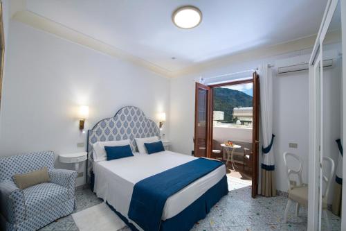 Budget Double Room with Inner Courtyard View